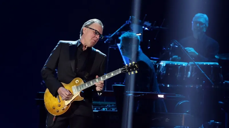 Blues-rock guitarist Joe Bonamassa plans return to Charleston in 2027