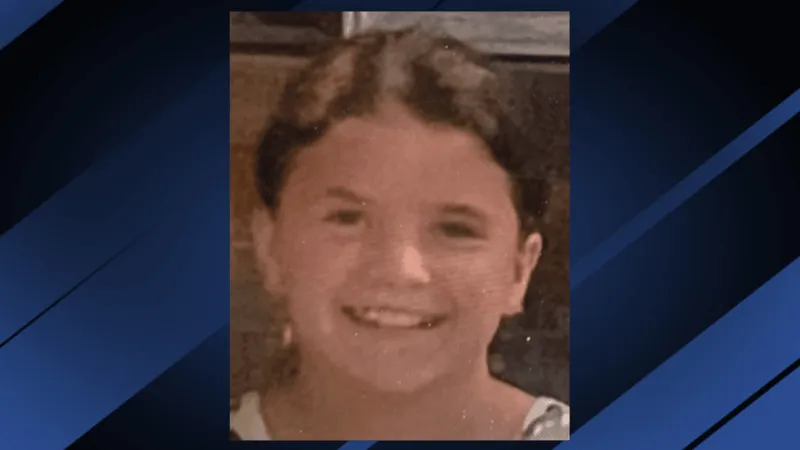 Emergency crews ask for help to find child reported missing in Boone County