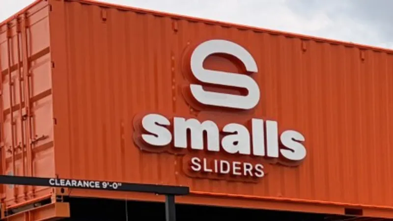 Ohio's first Smalls Sliders location opens in South Point