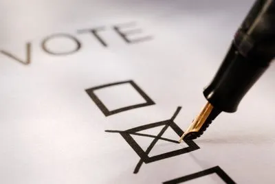 Potential charter hurdle cleared, Morgantown begins election move