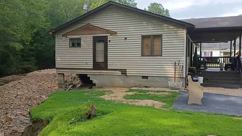 185 homes damaged or destroyed by flooding in Logan and Boone counties