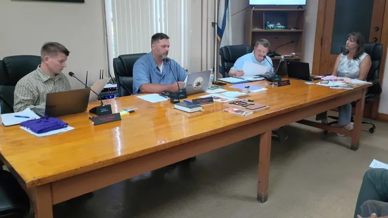 County unites against Valley North transmission line
