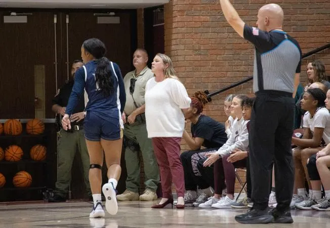 Southcott Welcomes Abbie Smith to Women's Basketball Staff