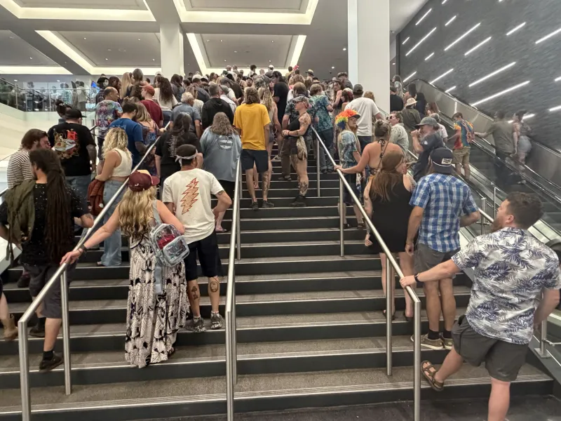 Thousands delayed entering Billy Strings concert in Charleston