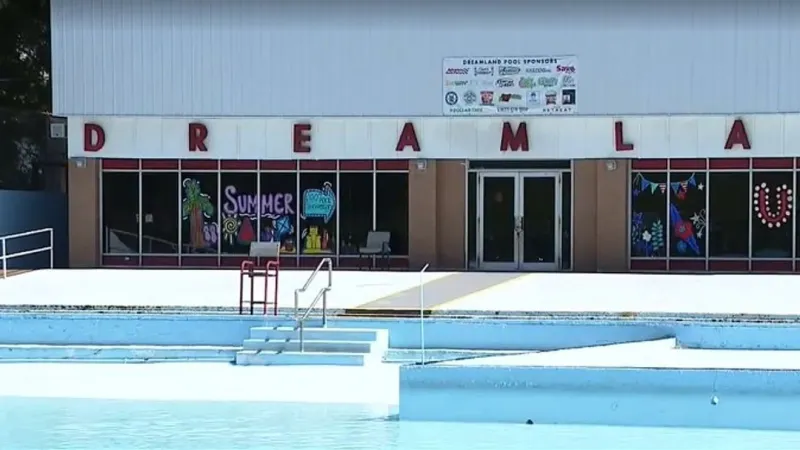 Aggressive geese prompt closure of Dreamland Pool in Kenova