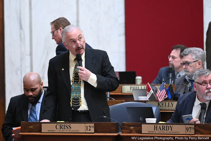Criss to wage a write-in campaign for reelection
