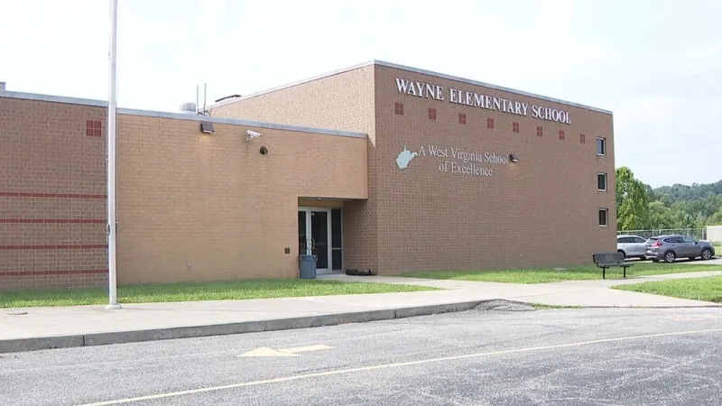 Some Wayne County elementary students start new school year in new school building