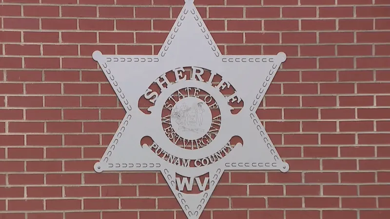 Man dies after early Saturday bar fight in St. Albans