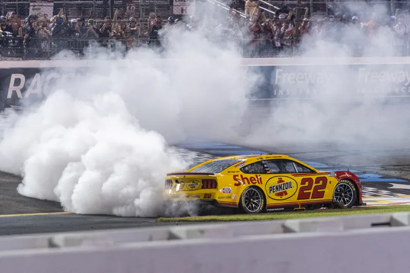 Logano holds off Briscoe to win at Richmond