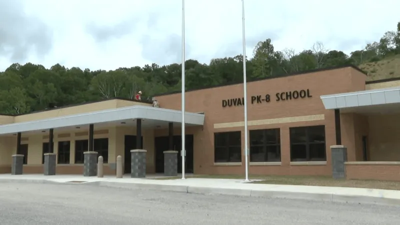 Duvall Elementary's new school takes shape after years in temporary classrooms
