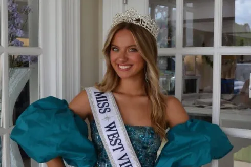 Bridgeport's Gracia Knight to Compete for Miss Teen USA Title This Evening; Watch on the Queen Beauty Network