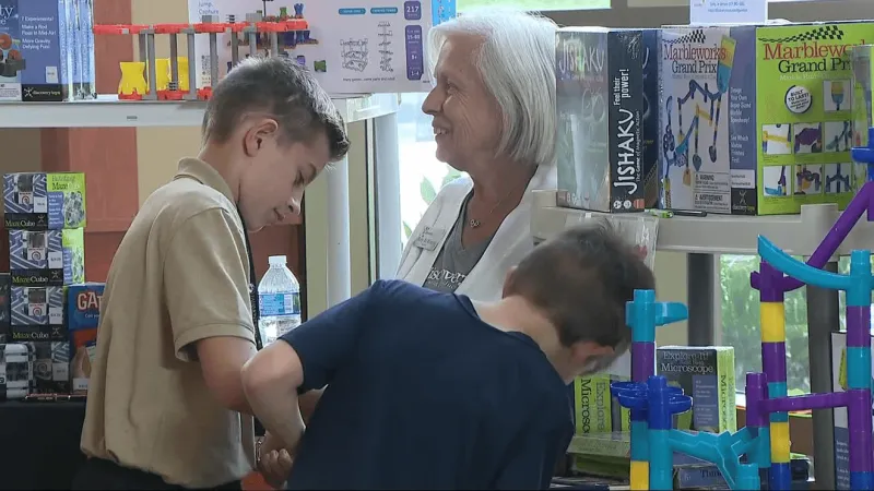 Families Weigh Homeschooling as Public School Enrollment Falls