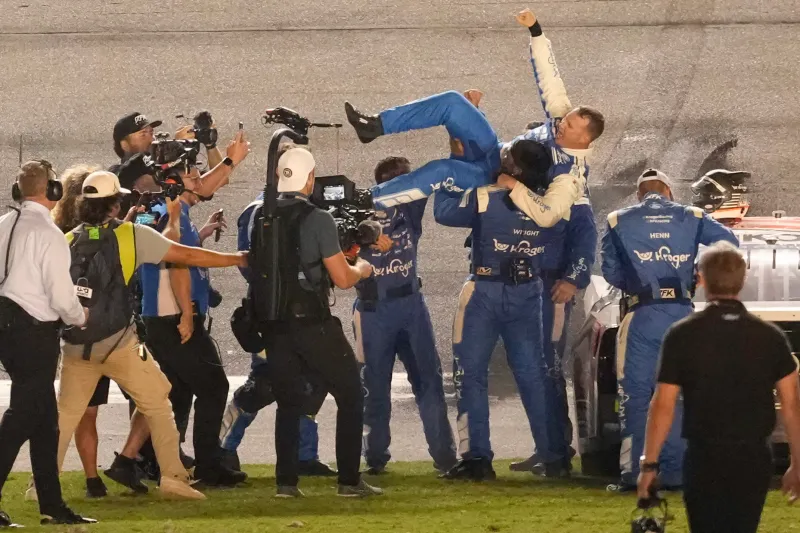 Preece earns final playoff spot