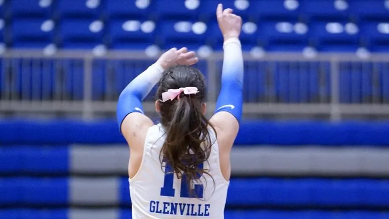 Brown Continues Hot Start as Pioneers Down Salem on the Road