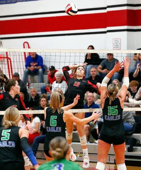 Bridgeport Volleyball Starts Season with Oak Glen Tourney, Nicholas County Tri