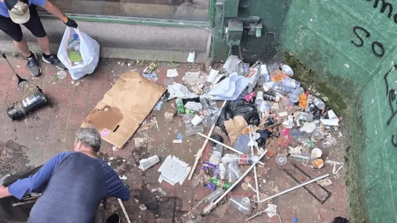 Huntington veterans take on new mission, cleaning up litter block by block