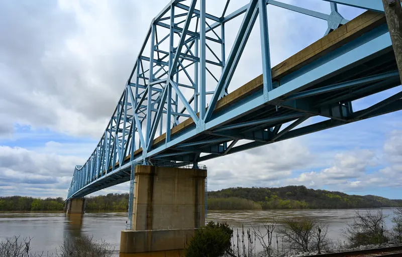 State Division of Highways to fine Triton Construction over delays to Ravenswood Bridge project