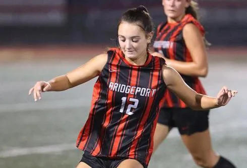 Photos: Bridgeport Girls Move to 2-0 in Big 10