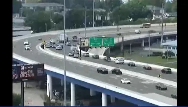 Crash slows traffic in Charleston on busy travel day