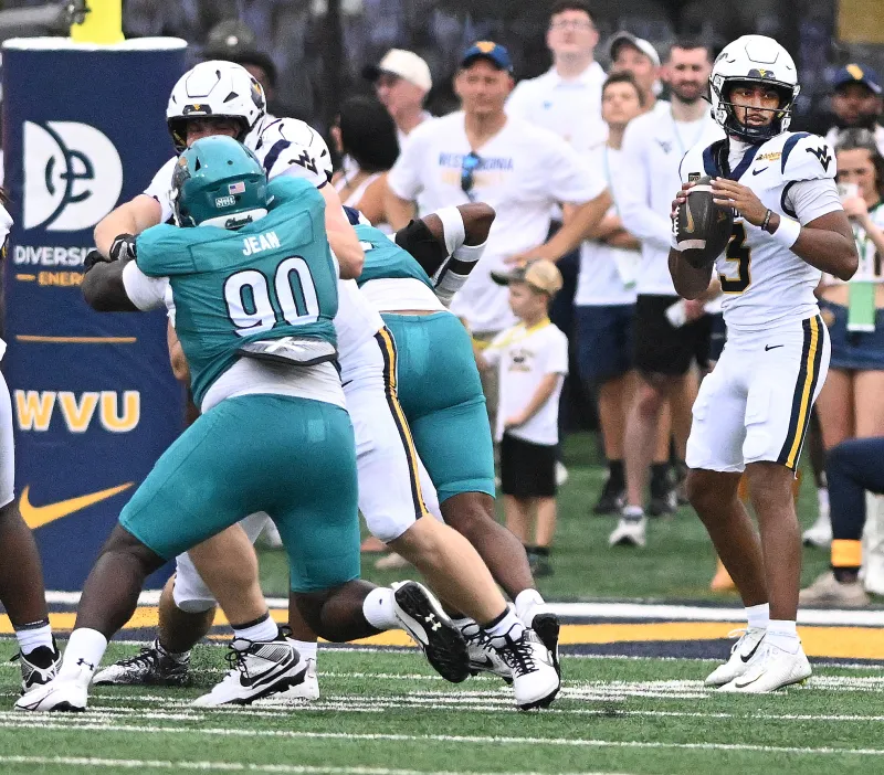 WVU football's offensive line played 'solid' in 1st game playing together