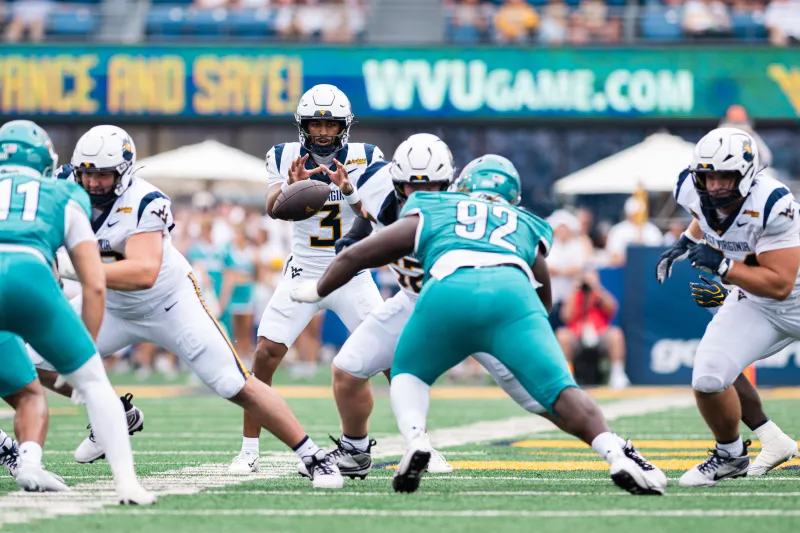 Quarterback Michael Hawkins showed confidence in 1st start for WVU football, should only improve