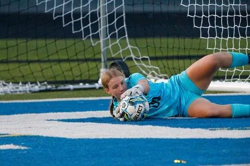 Photos: Bridgeport Girls Soccer Continues Shutout Streak at Robert C. Byrd