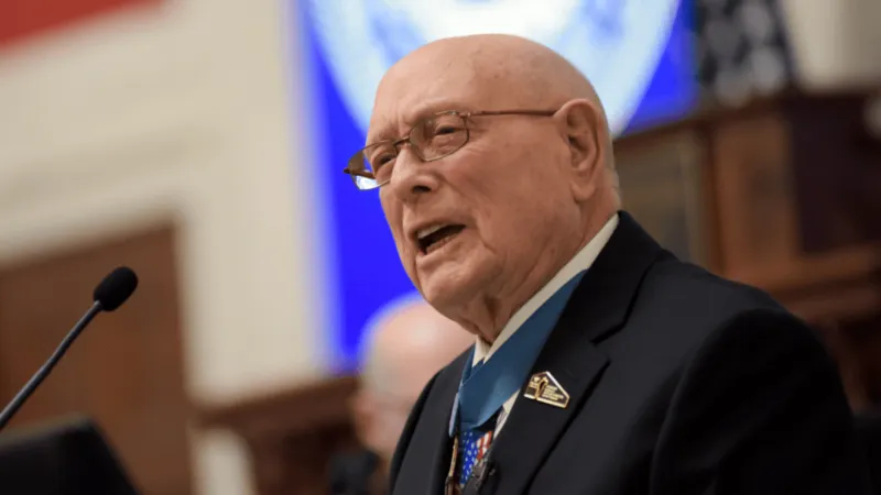 Hershel 'Woody' Williams National Medal of Honor Monument Location Act signed into law