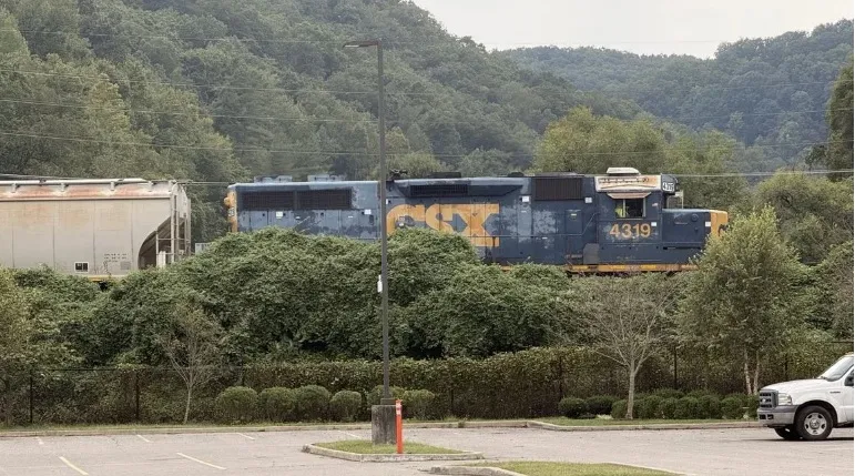 Name released in Kanawha City train fatal