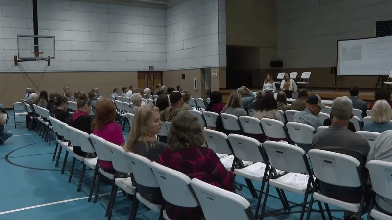 Belle residents share concerns at Tuesday meeting on Clean Seas plastic facility