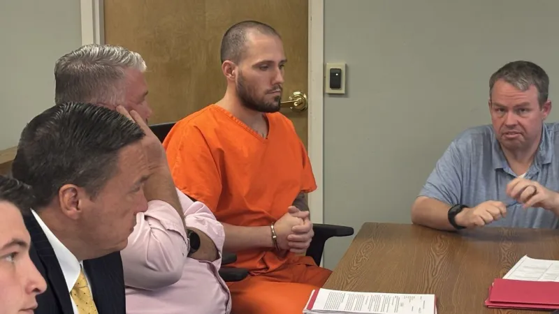 Man accused of attempting to abduct child in Huntington in July appears in court