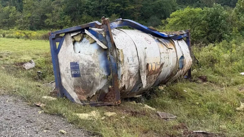 Multiple vehicles, including tractor-trailer, involved in crash on Interstate 77 in Ripley