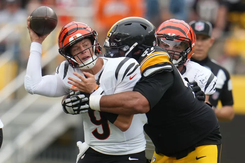 Aaron Rodgers outduels Joe Burrow as the Steelers edge the Bengals 30-27 on a late Boswell kick
