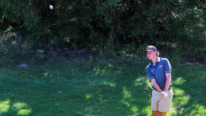 Shepherd Men's Golf Team Currently in 14th Place at Crossroads Cup