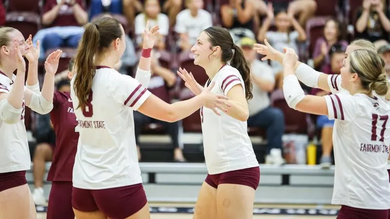Volleyball Secures 3-0 Victory Over Point Park