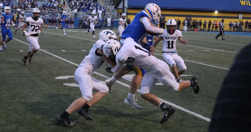 Prep football: Logan drops game at Clay County after bye week