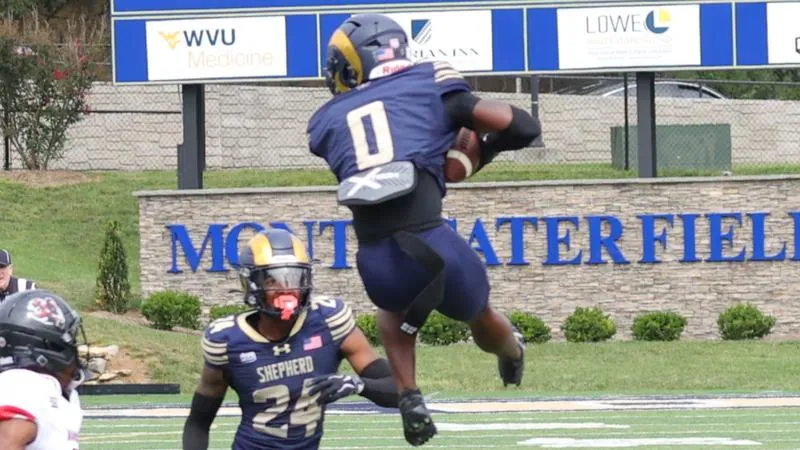 Snowden Named PSAC East Defensive Athlete of the Week