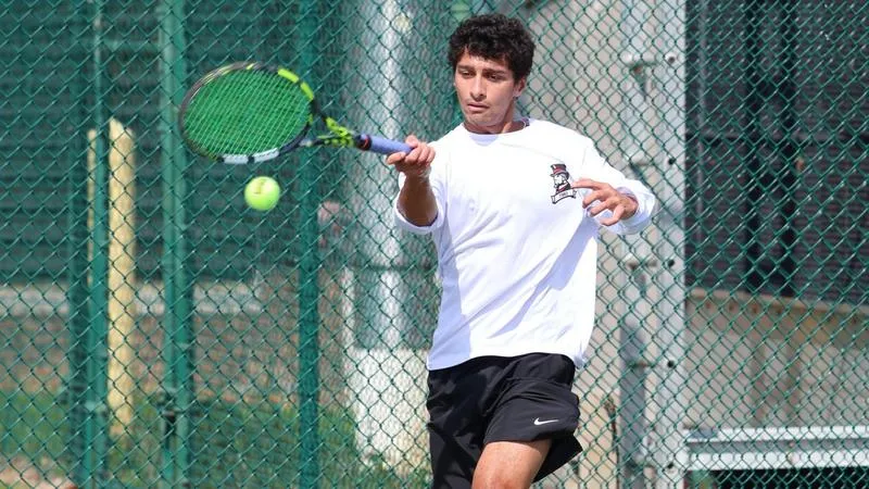 D&E Men's Tennis Rolls Past Kutztown, 6-1
