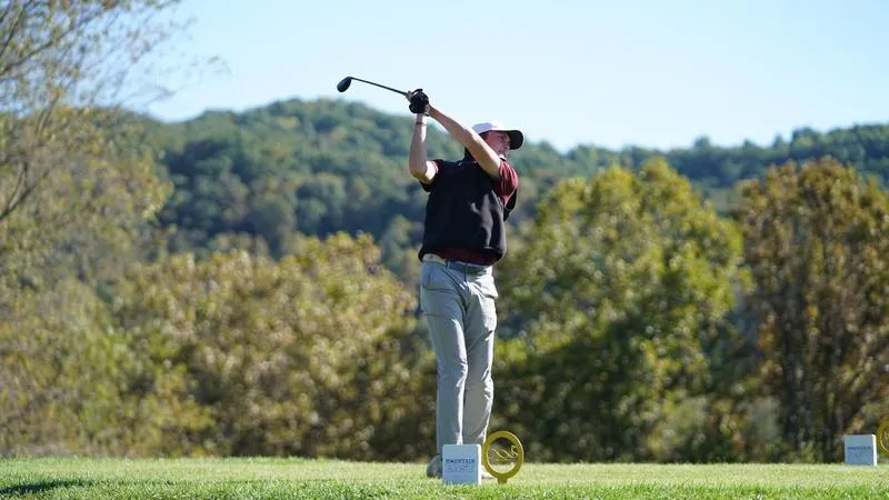 Men's Golf Finishes Sixth at MEC Championship