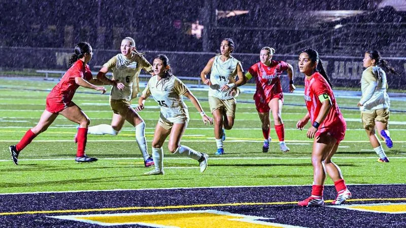 Yellow Jackets battle Bobcats to road draw