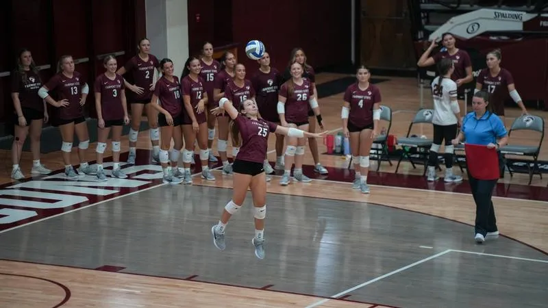 Volleyball Secures Straight-Set Win Against Golden Eagles