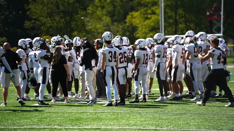 Football Drops MEC Contest at WV Wesleyan