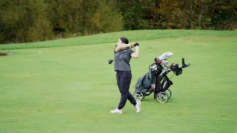 Women's Golf Sits Fourth after MEC Championship First Round
