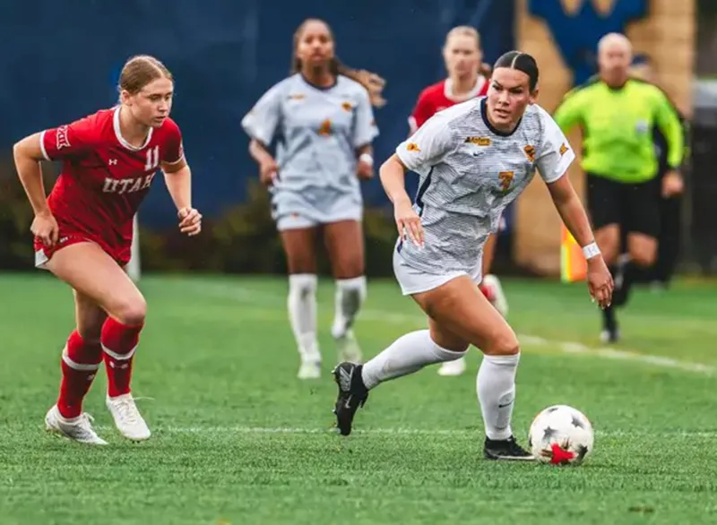 Seniors lead No. 16 WVU past Utah