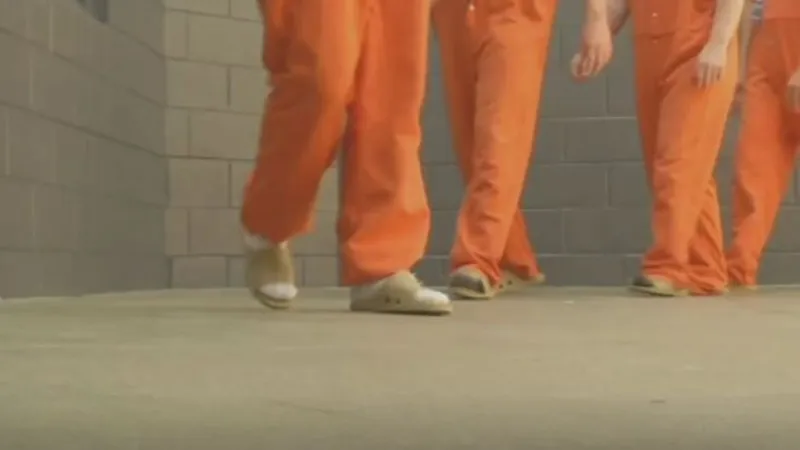 KY lawmakers taking a look at the cost for housing inmates at county jails
