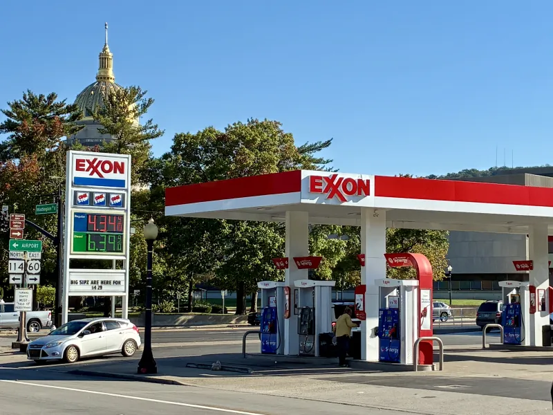 W.Va. Democratic, GOP leaders call for gas tax pause special session