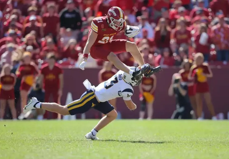 WVU football true freshman Matt Sieg still learning halfway through 1st season