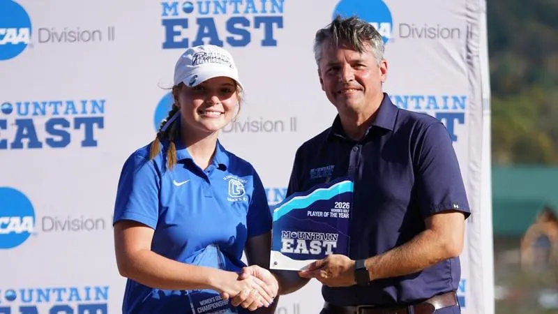Seeley Wins MEC Golfer of the Year, Pioneers Finish 2nd at MEC Championship