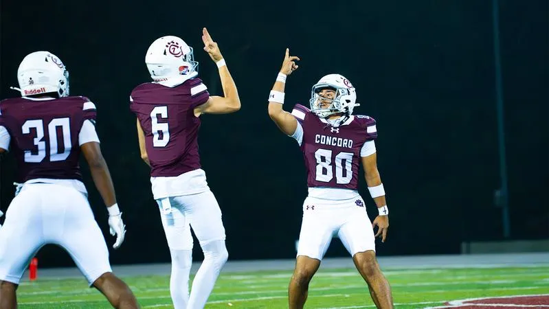 Torres Named to Fred Mitchell Award Watch List