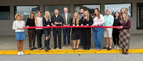 Platinum Suites Holds Ribbon-Cutting Ceremony on Thompson Drive