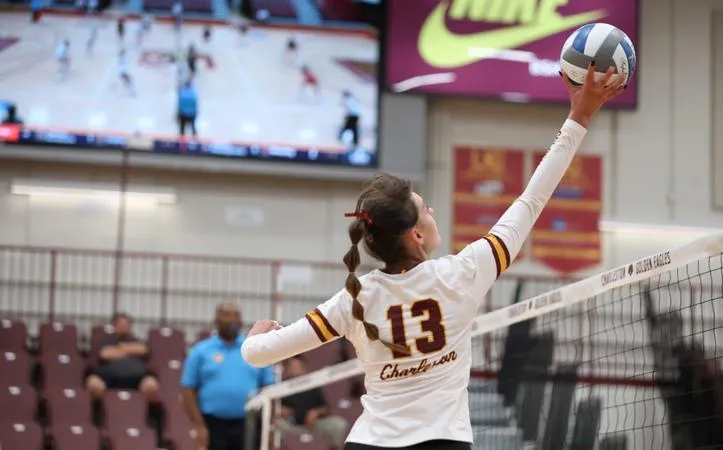 Golden Eagles Refuse to Go Down, Knocking Off the Vulcans in 5 Sets